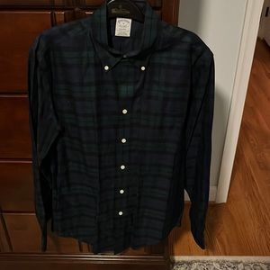 Luxury Blackwatch Brooks Brothers Non-Iron Regent fit sport shirt Size M